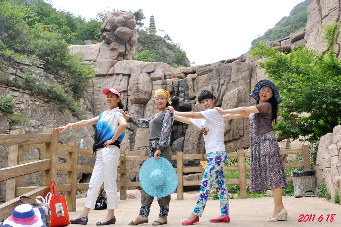 2011年6月崂山北九水2.jpg