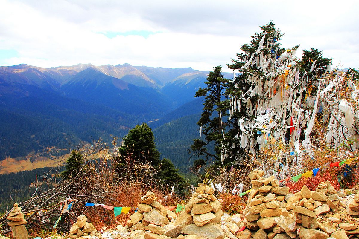 2012-10-23在色季拉山口看南迦巴瓦雪山 (7).jpg