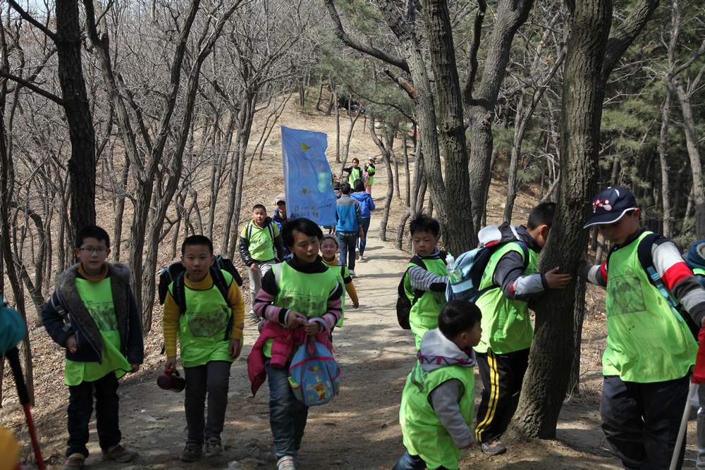 走南山遇彩驴，向学子荐前线 270.jpg