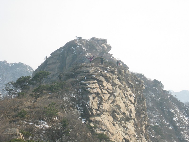 翻越高山.jpg