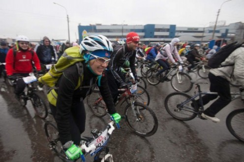 1.圣彼得堡2013年夏季自行车赛4月20日拉开帷幕.jpg